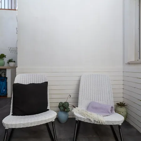 Beguest Tia Benvinda * Cascais