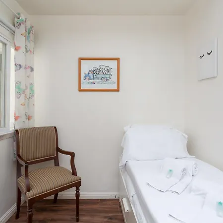 Beguest Tia Benvinda *