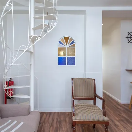 Beguest Tia Benvinda * Cascais